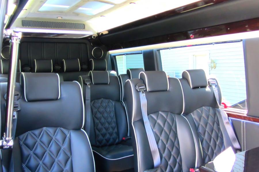 New Mercedes Luxury Sprinter 14 Passenger Small Photo (19)