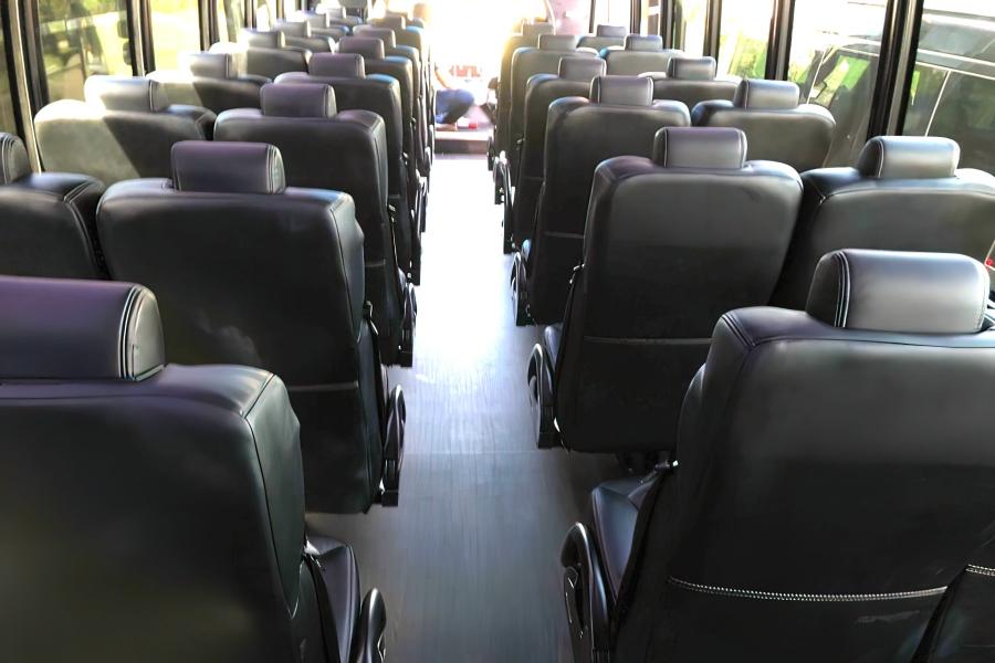 36 Passenger Luxury Bus Small Photo (19)